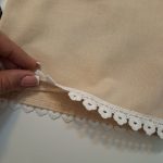 ست دو تکه دخترانه بلوز آستین کلوش و شلوار دمپا گیپور - Image 2